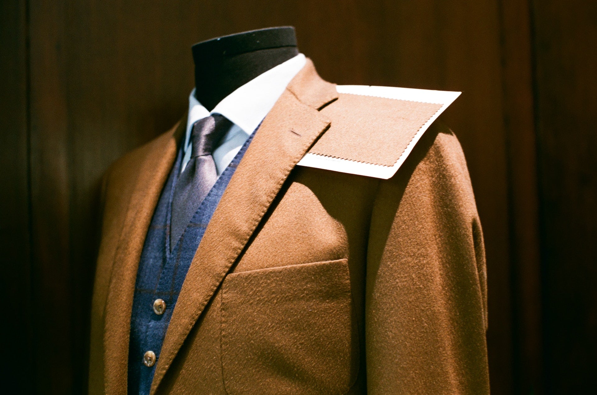 exploring-the-craftsmanship-of-pearce-bespoke-custom-suits
