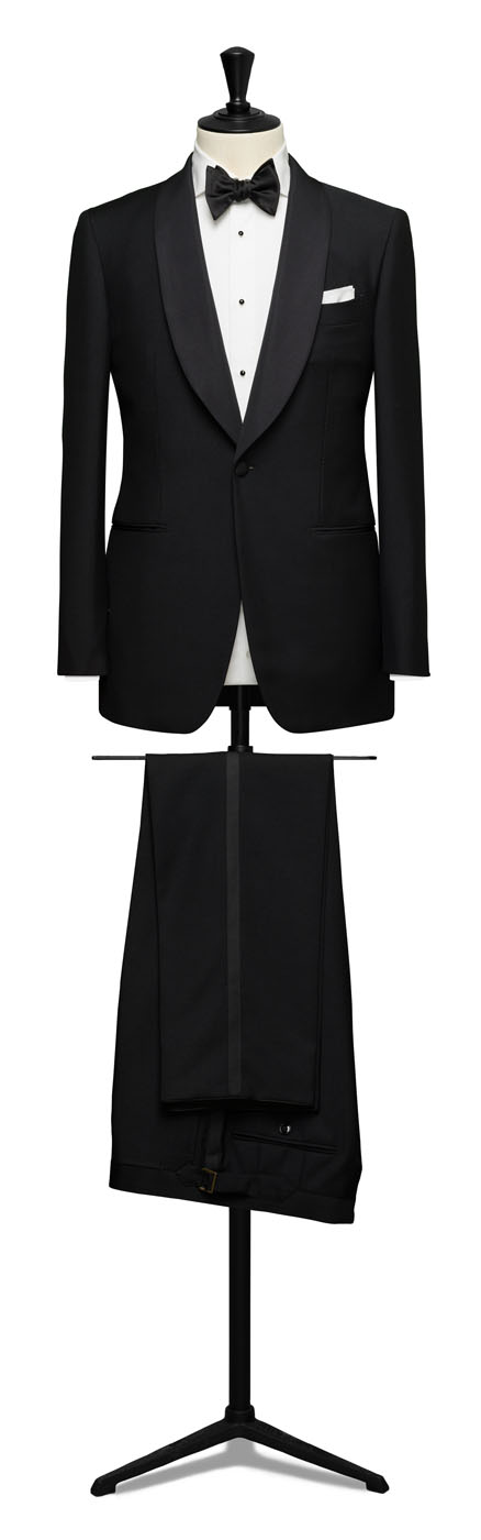A mens formal custom suit from Pearce Bespoke Greater Syracuse.