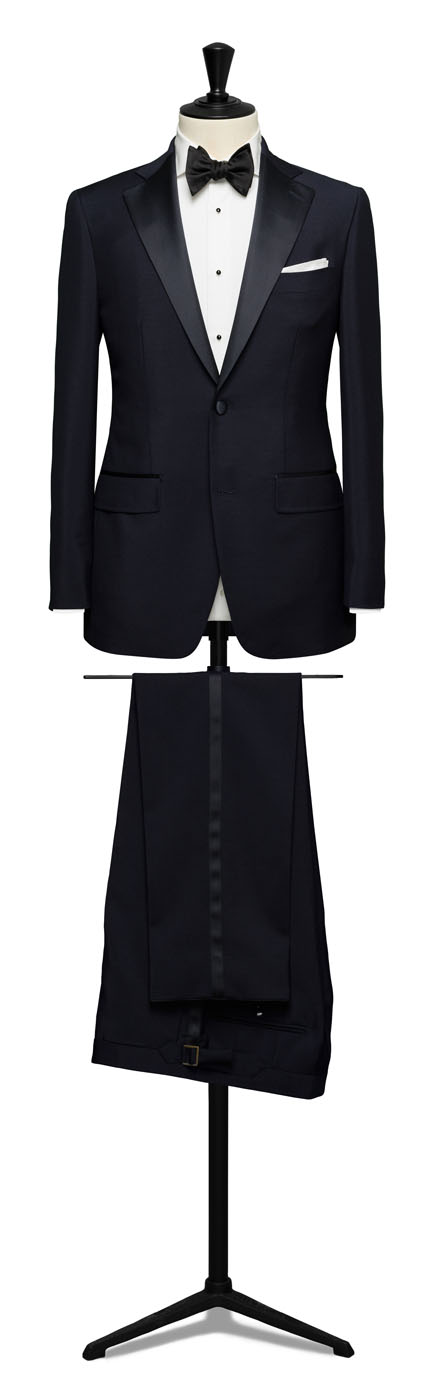 A mens formal custom suit from Pearce Bespoke Greater Syracuse.