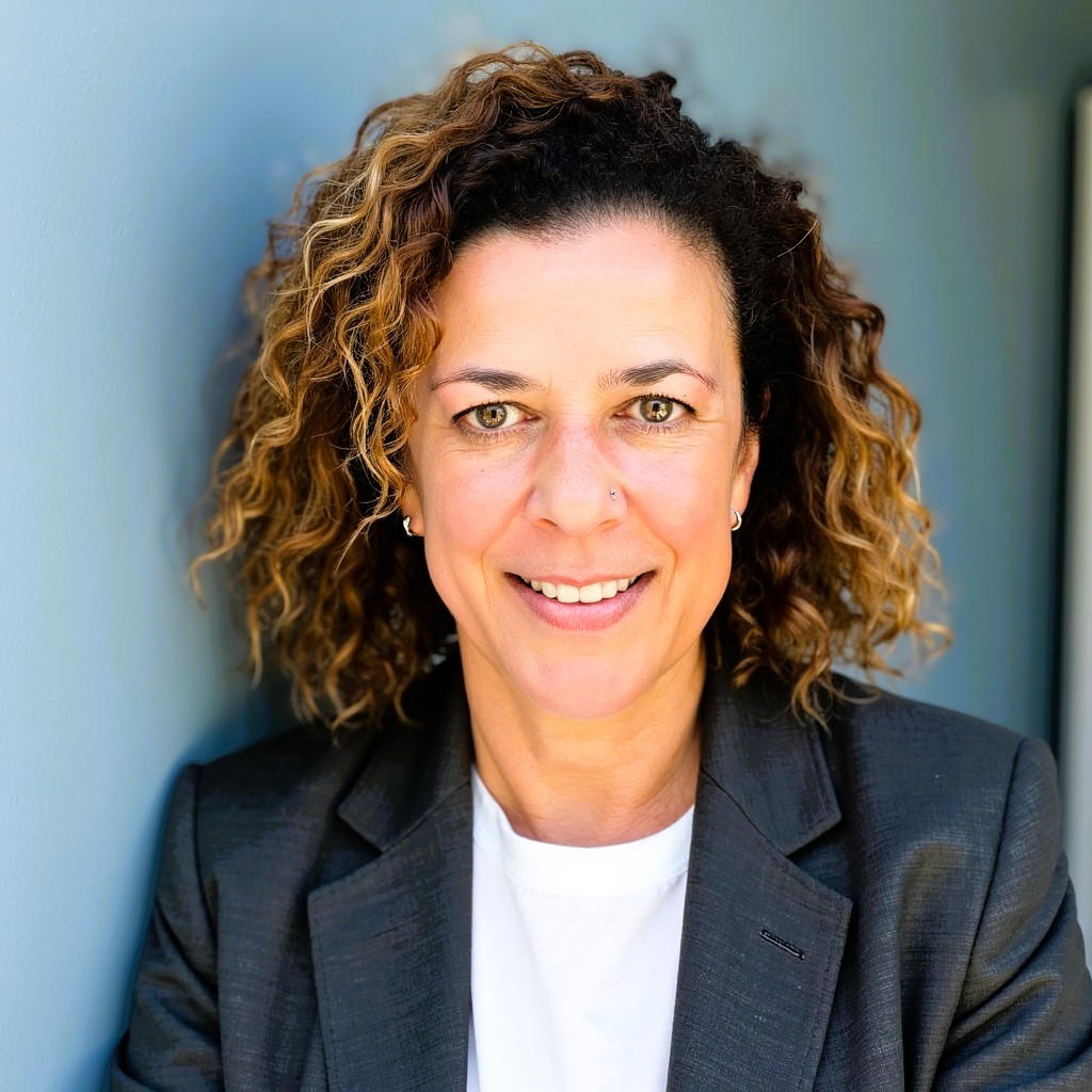 Pearce Bespoke WESTON | OWNER | CLOTHIER Helene Bergeot